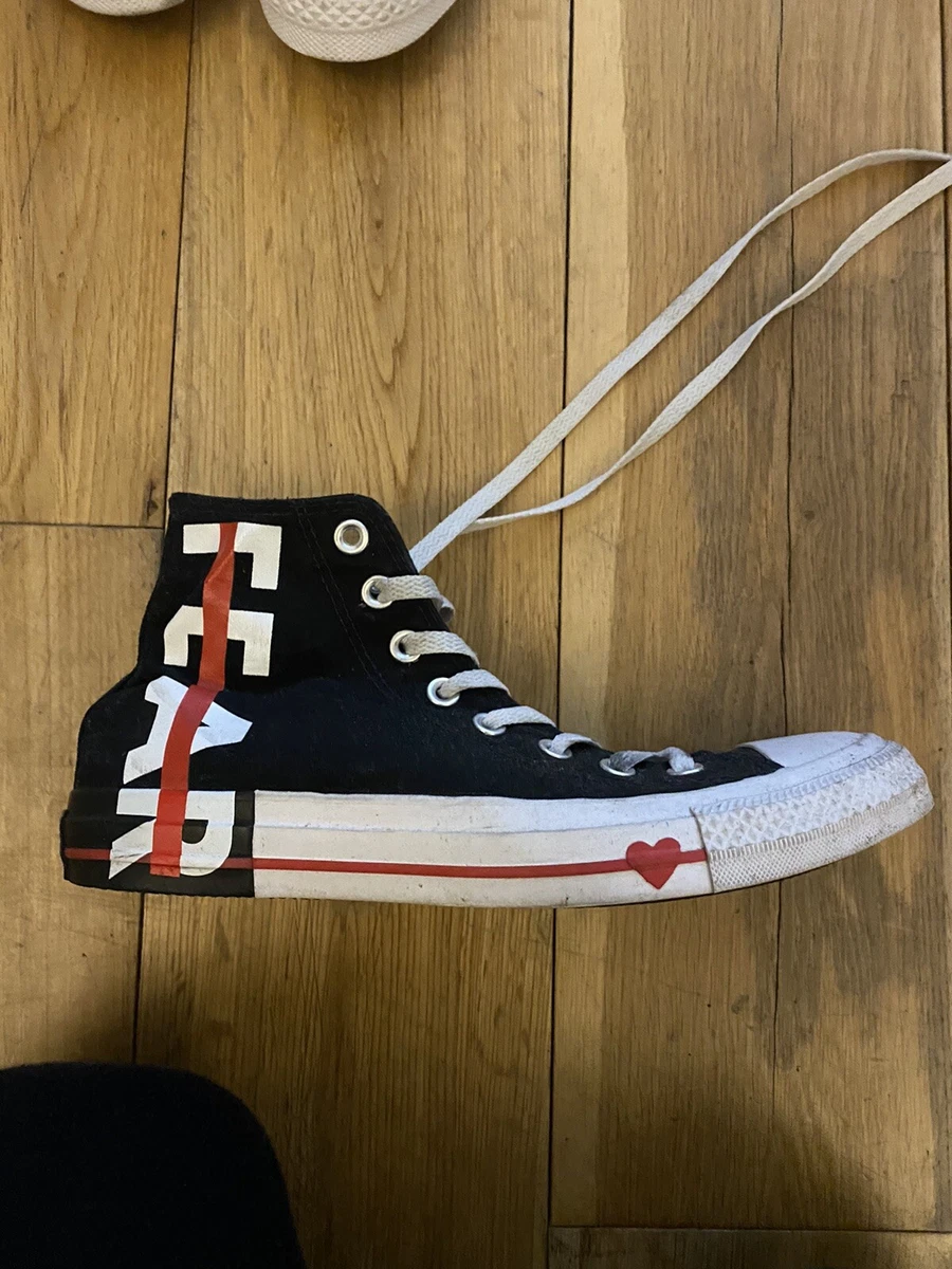 Converse love edition 2025