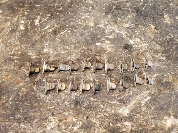 Ford Modelo T 1916-1927 Fastners Lona Hierro Lote De 19 Vendidos Juntos Foto 4 de 4