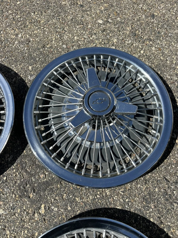 1964-65 14” Set Of 4 Used Chevrolet Impala Spoked 3bar Spinners Hubcaps Rare - Image 3 of 4