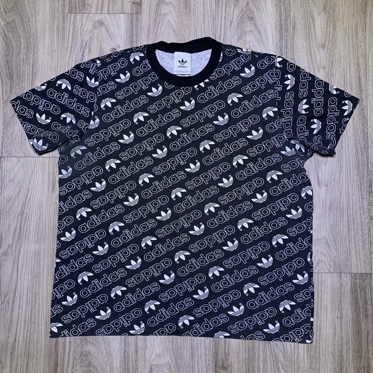 Derde niettemin Kosciuszko Men's L Adidas Originals 3-Stripes All Over Print Black Tee T Shirt Top |  eBay