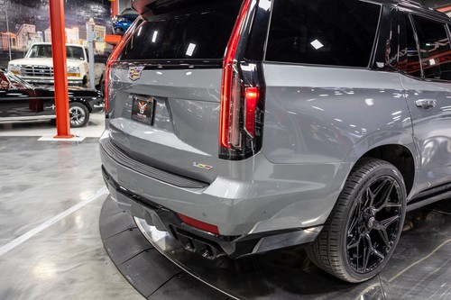 2023 Cadillac Escalade AWD 4dr V-Series - Picture 19 of 40
