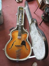 HOFNER COMMITTEE  1957/8 ONE OWNER ORIGINAL  WITH HARD CASE
