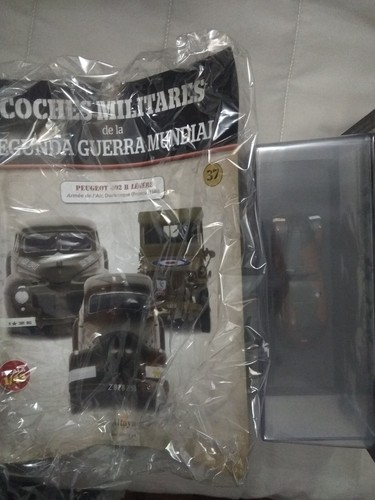 MINIATURA,ESCALA 1:43,COCHE MILITAR SEGUNDA GUERRA MUNDIAL Y SU FASCÍCULO Nº37 - Imagen 3 de 3