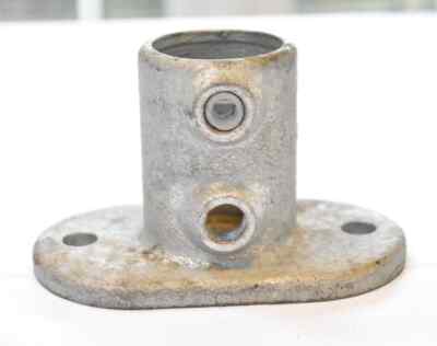 62-8 Geländerfuß Sockel Flansch Gerüstrohr Kee Klamp Rohr verzinkt Schiene 48 mm