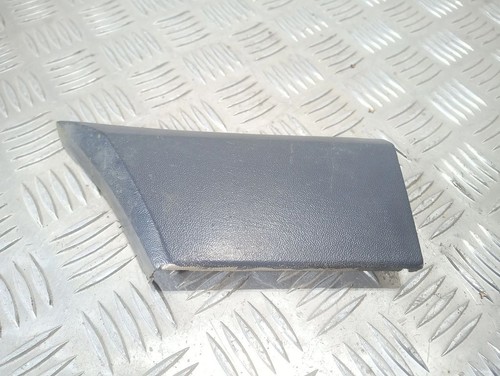 Volkswagen PASSAT B3 1988 Vorne links Beplankung Zierleiste Kotflügel UST93525