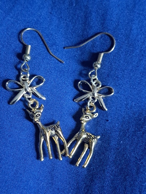 Bow Deer Dangling Earrings