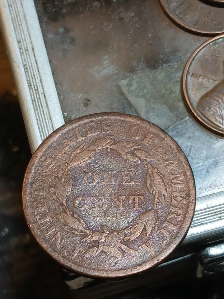 1819 Coronet Head small date one Cent circulated good starter coin - Image 2 of 3