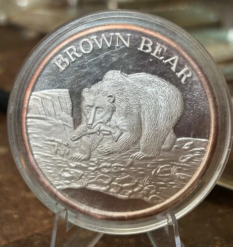 2 OZ .999 FINE SILVER NORTH AMERICAN WILDLIFE SERIES ROUND - BROWN BEAR