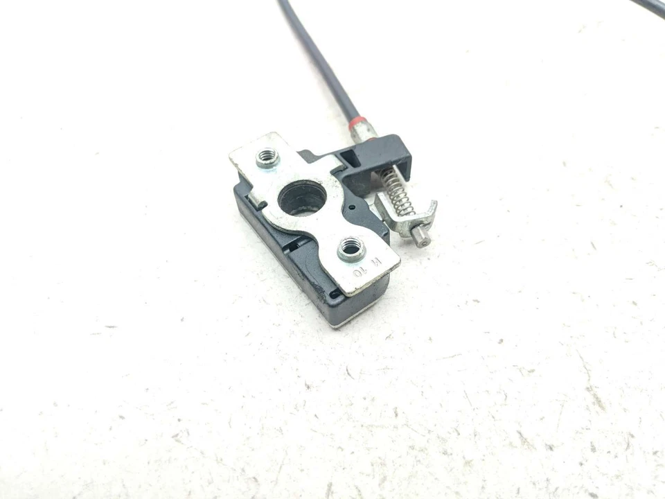 Soporte de montaje de pestillo de asiento 11 Ducati Multistrada 1200 Touring 1200S Foto 2 de 4