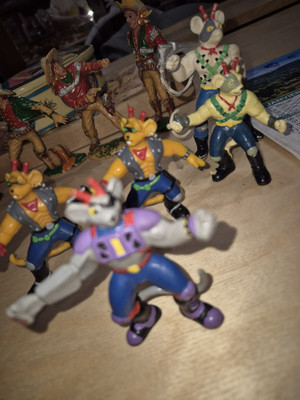 5 Figures - Space Biker Mice - Biker Mice From March 1994