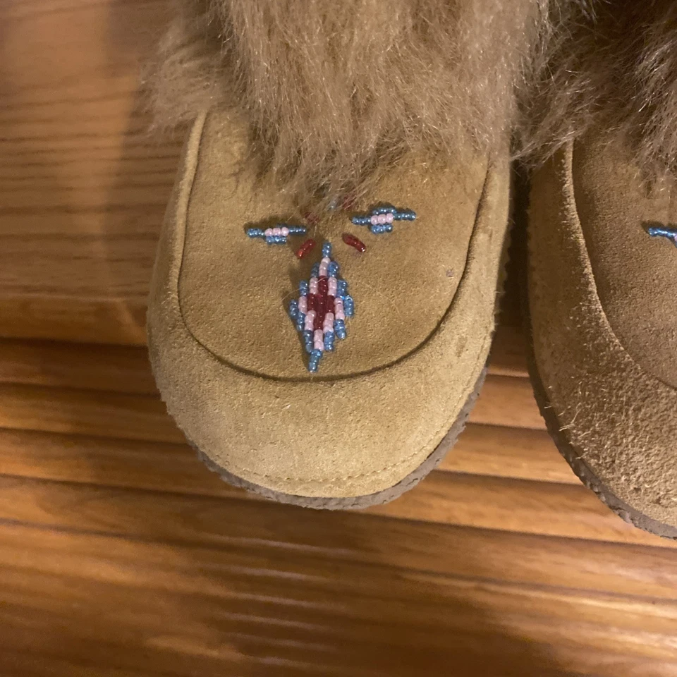 Botas Colin Stuart marrón mocasín con cuentas de piel sintética para mujer talla 6,5 Foto 2 de 4