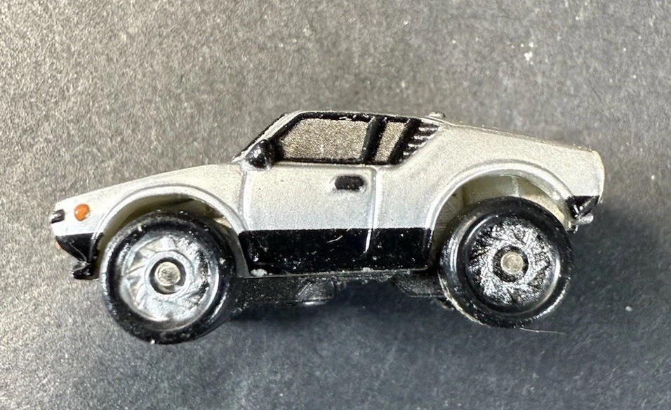 Micro Machines Galoob 1987 - Véhicule Militaire Allemand SdKfz 222 - Diecast Grise - Occasion