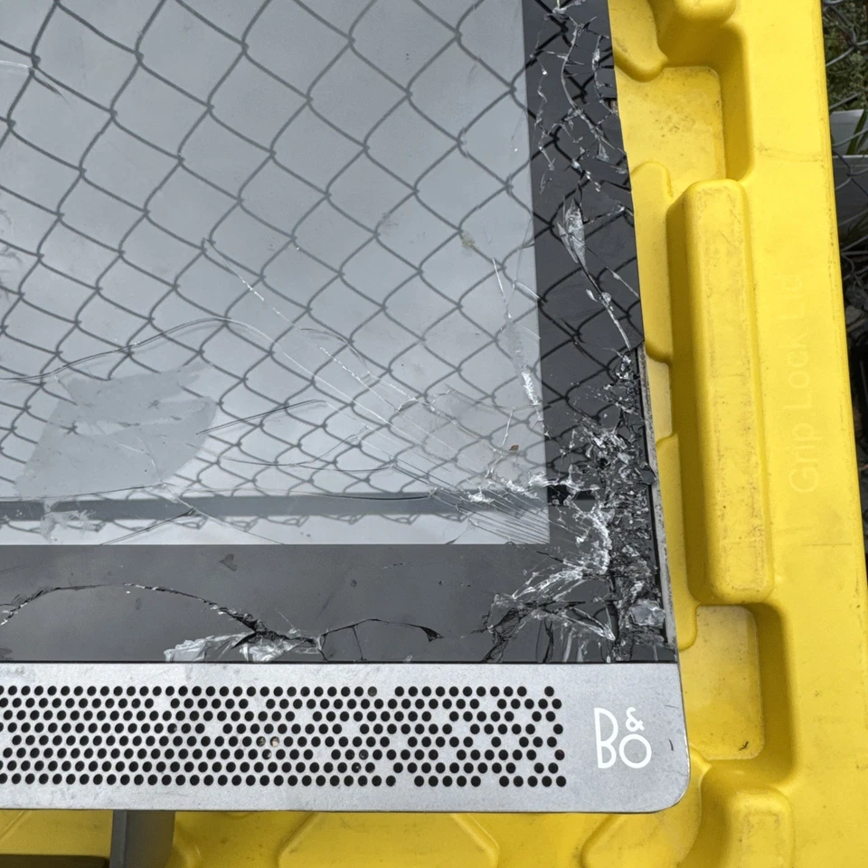 HP Pavilion All-in-One 24-b214 / Core i5 7th Gen - Image 2 of 4