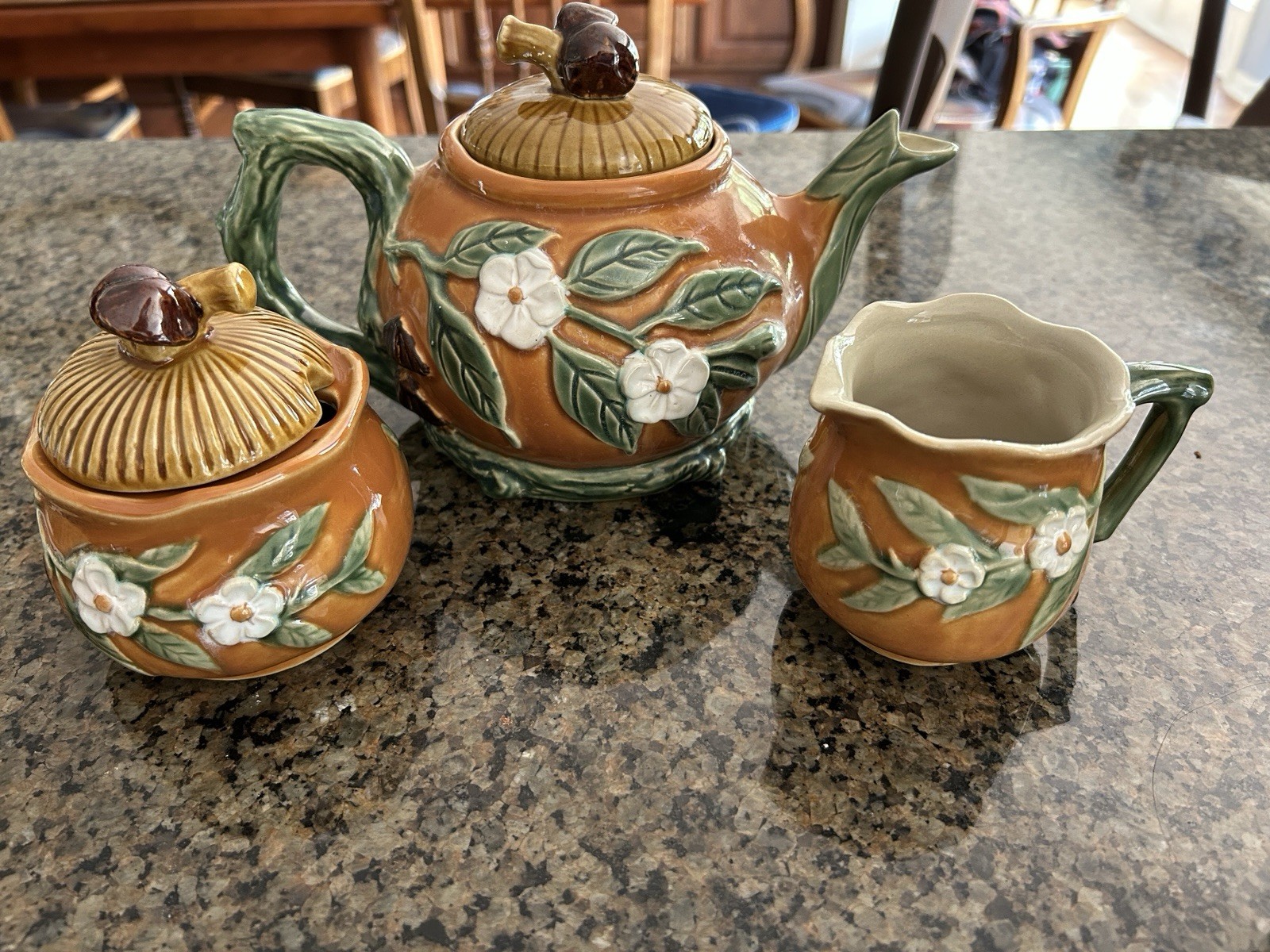 Nouveau Majolica VTG Tea /Coffee 2-4 cup Pot, Cream, Sugar + Lid Excellent!