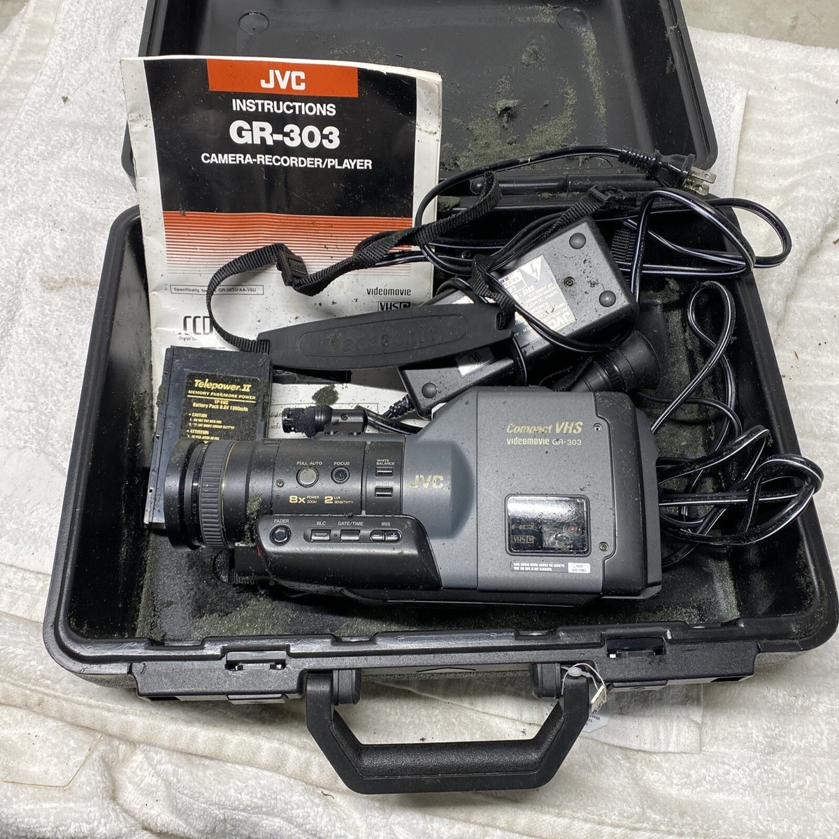 JVC Video Movie GR-303 Film Camera With Carry Case Not Tested | eBay