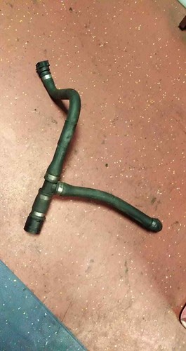 BMW 5ER E60 2.0D 120KW Kühler Kühlschlauch Rohr 738000765