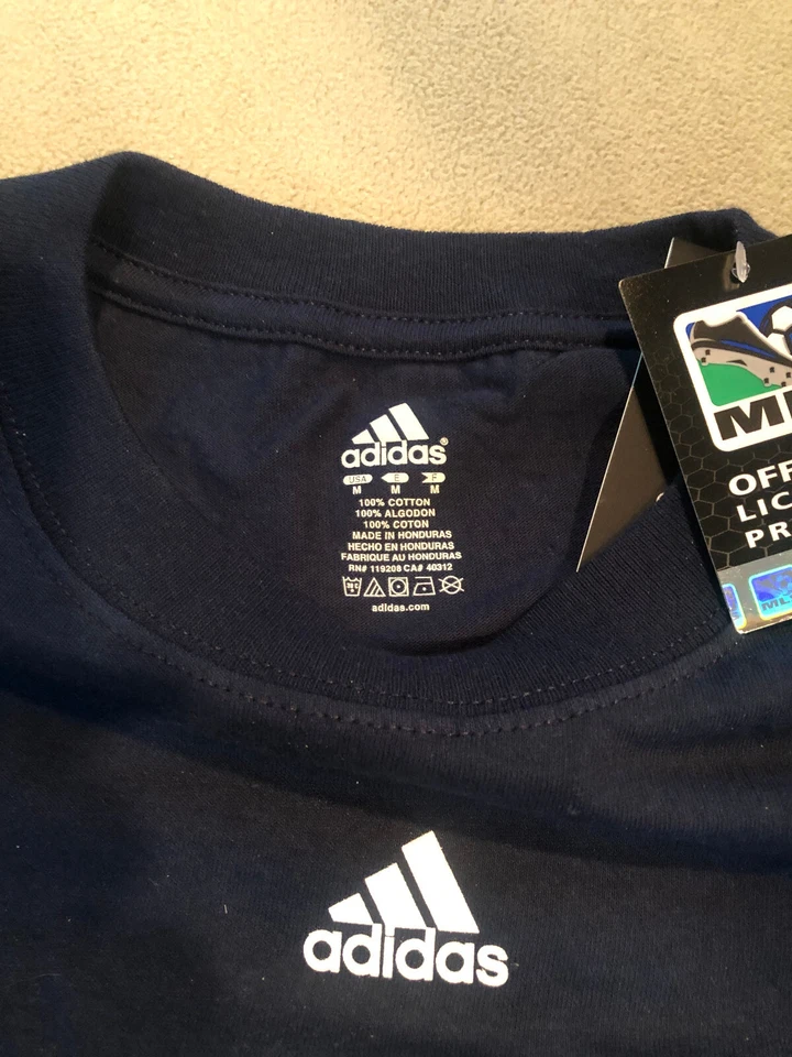 NEW ENGLAND REVOLUTION TSHIRT GIVEAWAY - WITH USA FLAG LOGO - SIZE MED WITH TAGS - Image 3 of 4