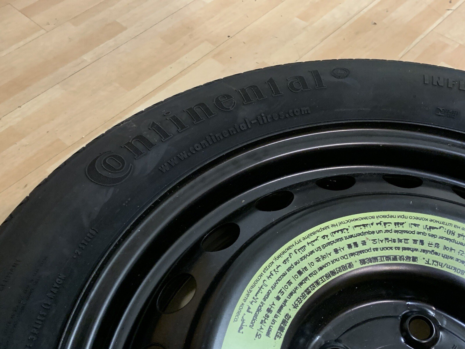 GENUINE KIA SPORTAGE HYUNDAI TUCSON 135/90/17 SPARE WHEEL CONTINENTAL