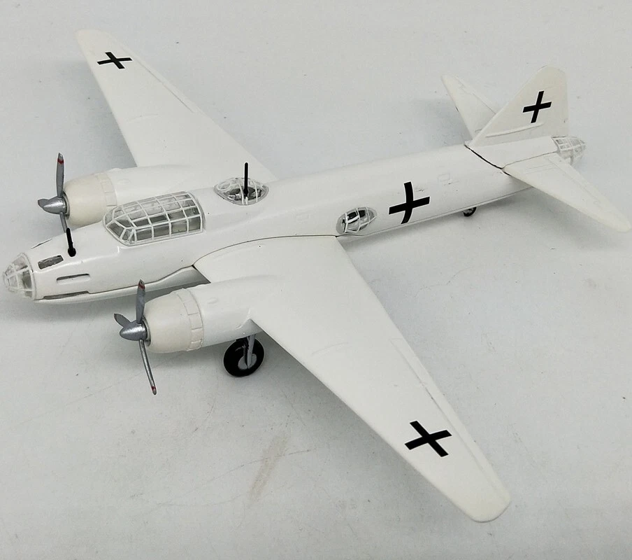1:144 Scale Alloy Diecast Military Model Mitsubishi G4M Betty Bomber Aircraft - Image 3 of 4