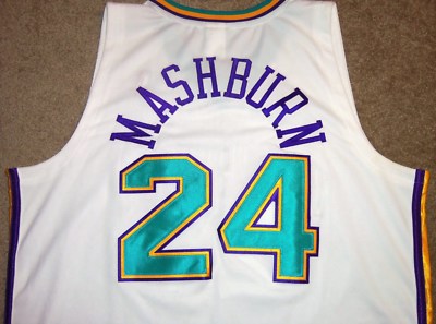 VTG AUTHENTIC JAMAL MASHBURN NEW ORLEANS HORNETS REEBOK JERSEY 52