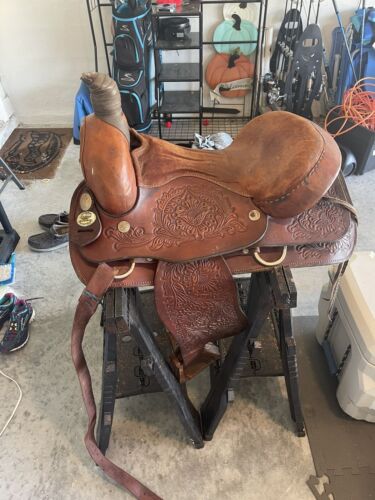 17.5” Teskey’s Western Roping Saddle. Good Condition