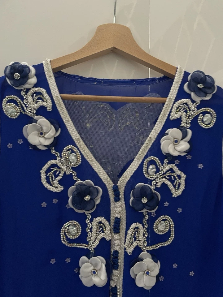 Caftan Marocain Bleu Brodé - Photo 2/4