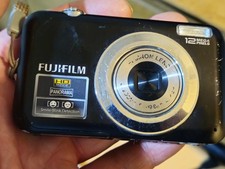 FujiFilm FinePix JV100 12 MP-Digital Camera