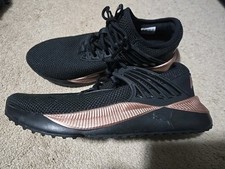 Zapatilla deportiva para mujer PUMA PACER FUTURE LUX, Puma negra-oro rosa, 10