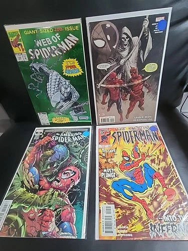 Lot of 7 Different ALL Spiderman Comic Book Books Amazing Ultimate Spider-Man