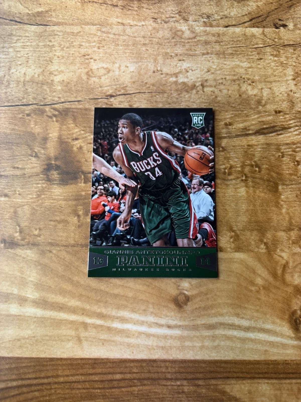 Giannis Antetokounmpo trading card