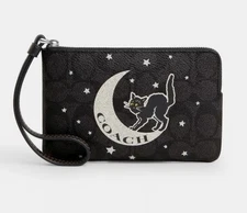 Coach Corner Zip Wristlet In Signature Canvas With Halloween Graphic CW869 NWT
