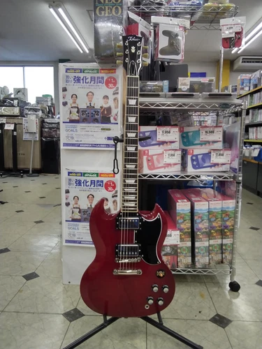 Tokai SG136 Electric Guitar - Rosewood Fretboard, Powerful Tone - Used - Picture 11 of 13