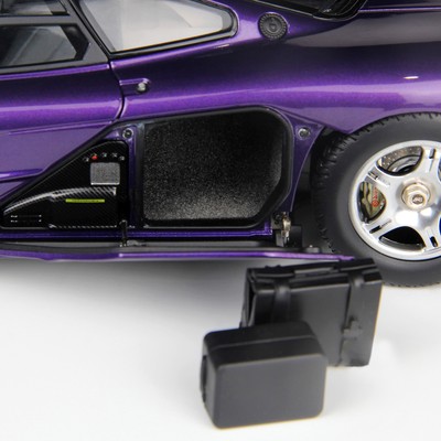 LCD Models 1:18 McLAREN F1 XP5 PURPLE WITH OPENINGS Diecast Model
