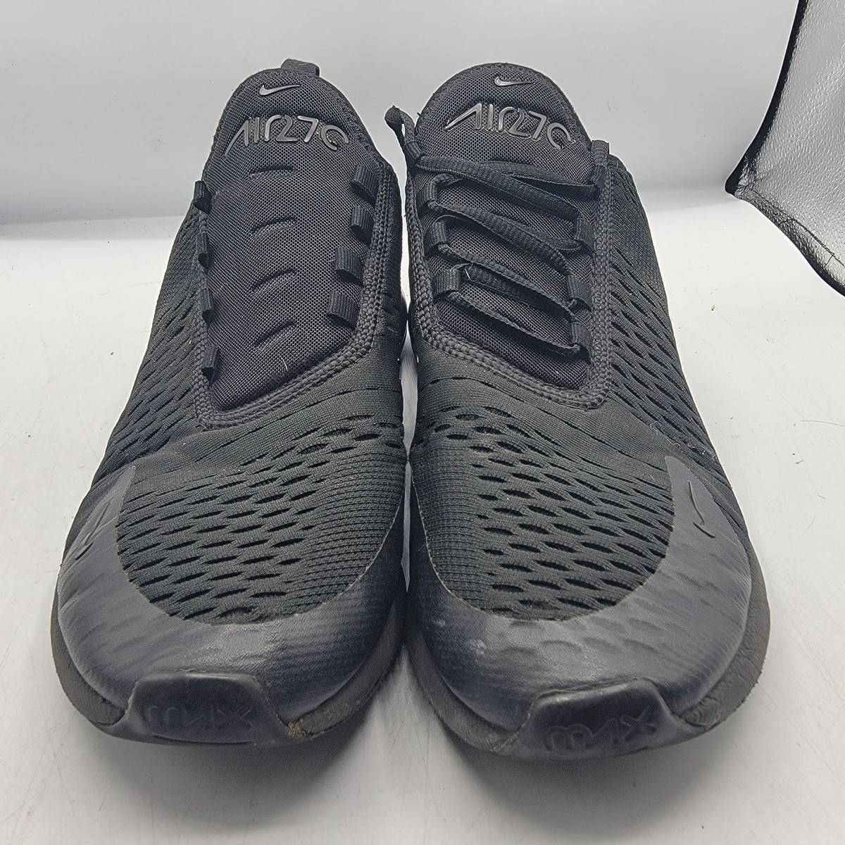 Nike Air Max 270 Mens 10 Triple Black Shoes Athletic Outdoors 