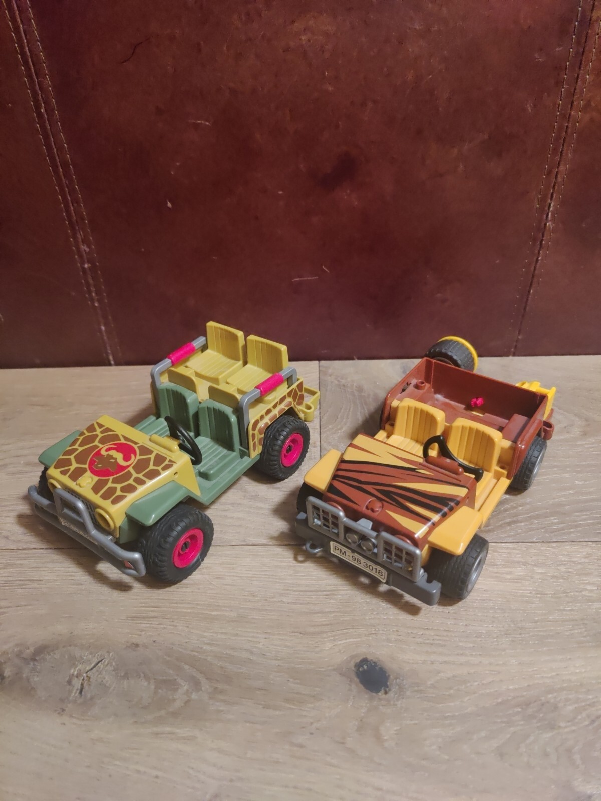 LOT (X2) Playmobile Geobra Safari Jeep 1988 Vehicles Explorer Adventure