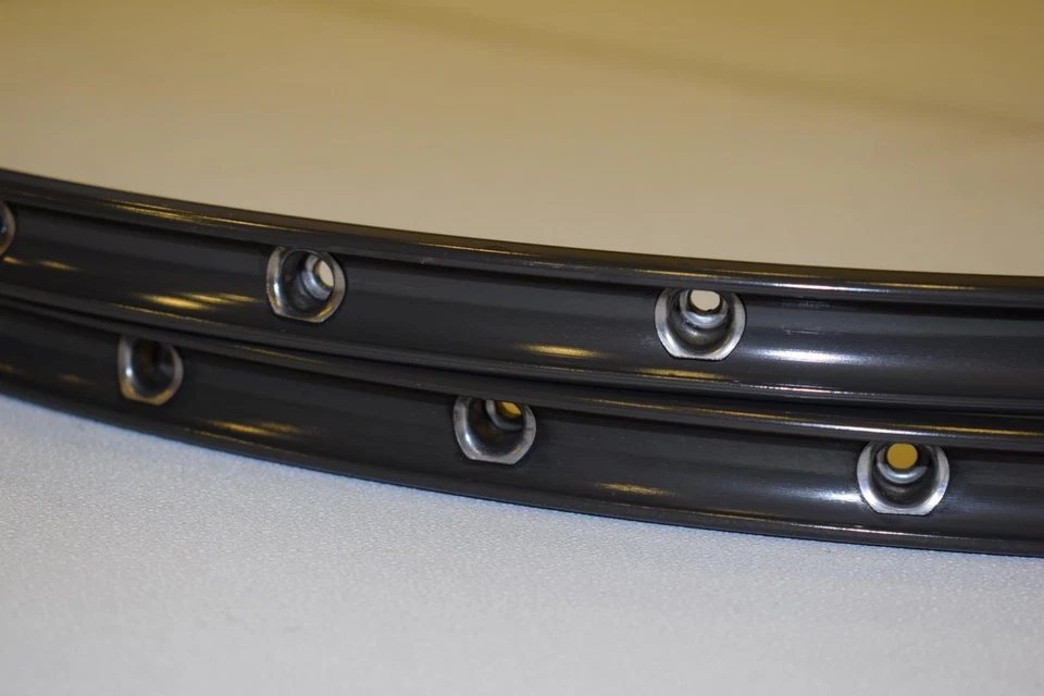 Juego de llantas Mavic OPEN 4 CD 700c 28"" 32 orificios cubierta de carretera marrón oscuro años 80 Nuevo de Lote Antiguo Foto 3 de 4