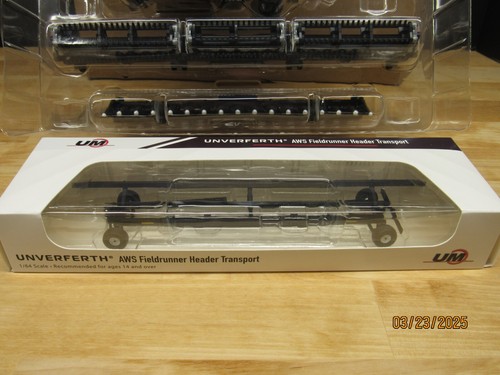 1/64 Case IH AF11 Combine 2024 Farm Show Chase w/ Black Unverferth Header Cart - Picture 10 of 17