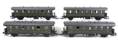 4x Roco Personenwagen der DRG - NEM - Spur H0 - ZYAM/3202