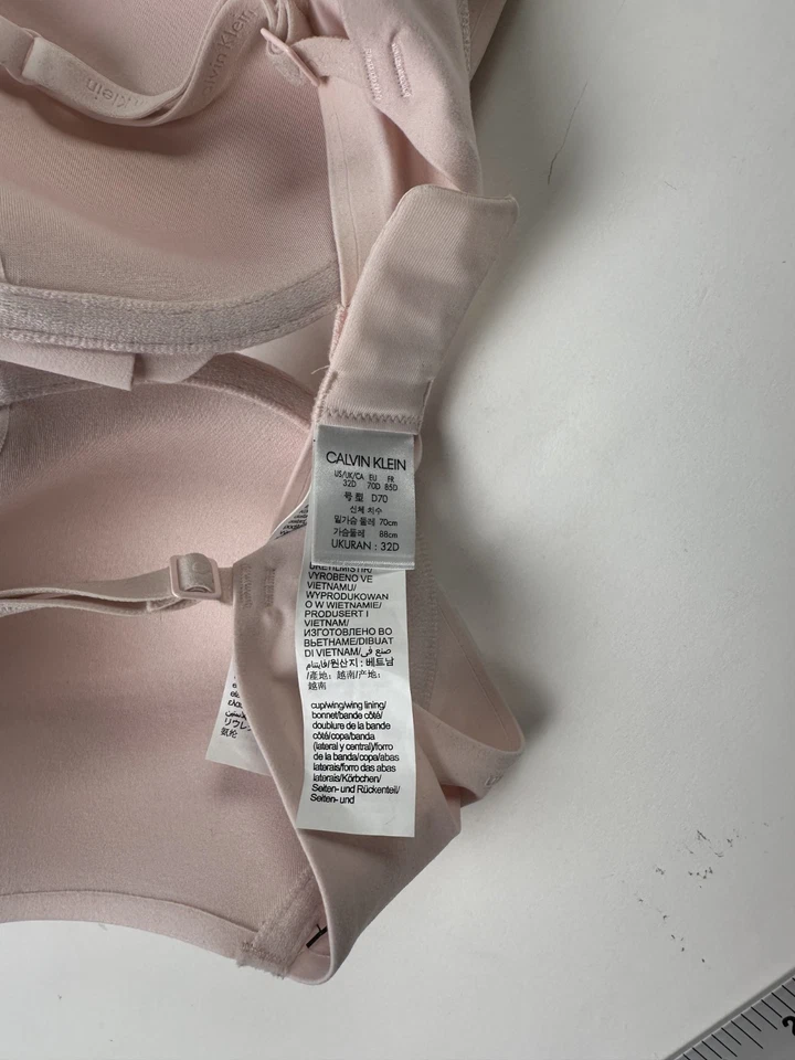 Calvin Klein Perfectly Fit Lightly Lined Womens T-Shirt Bra Pink Molded 32D NWT - Image 3 of 3