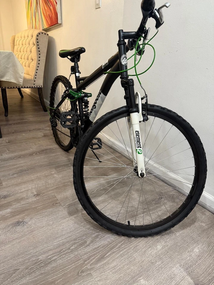 26英寸男孩Mongoose Term自行车带16英寸Element Racing减震器 — 第 2/4 张图片