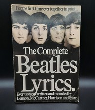 The Beatles Complete Chord Songbook | 194 Songs with Lyrics and Chords for G...