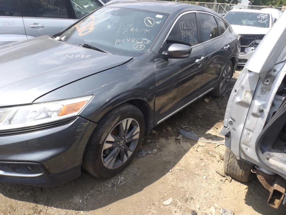 Trunk/Hatch/Tailgate Rear View Camera Smart Entry Fits 13-15 CROSSTOUR 1654012 Foto 3 de 4