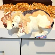 VINTAGE BASEBALL GLOVE BEAGLE Hugger Shelf Sitter Music Box