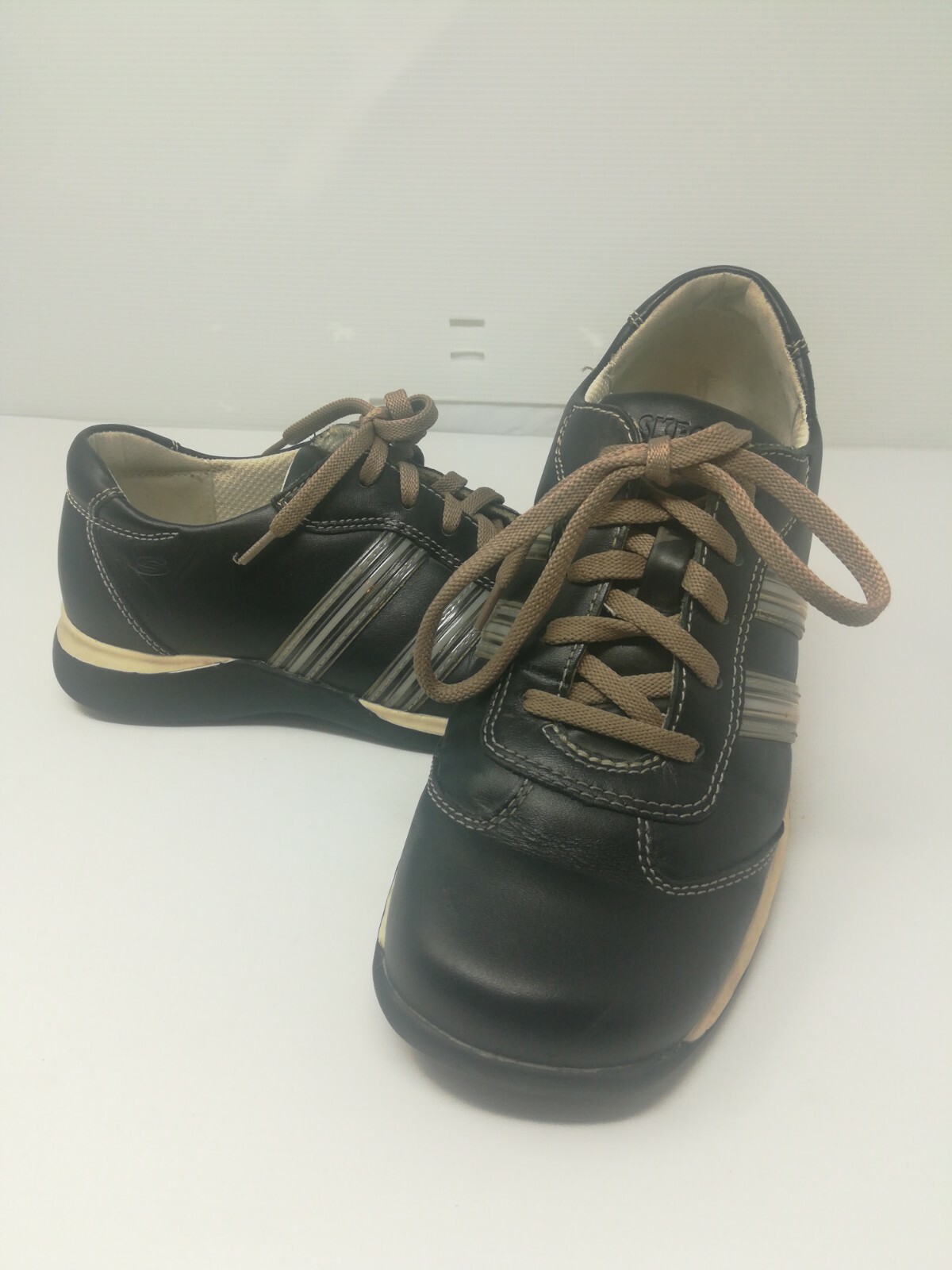 skechers bowling shoes