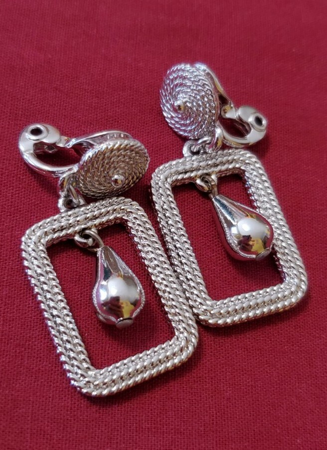 Monet Silvertone Rectangle Dangle Clip Earrings - image 4