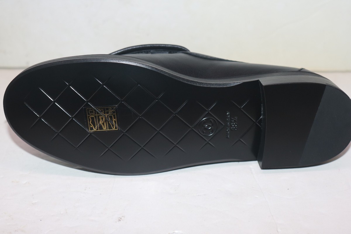 CHANEL Black Quilted Flap Turnlock CC Logo Mule Slip On Flat