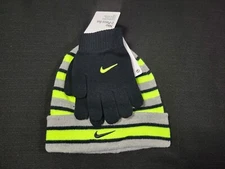 NIKE Boys Youth  8/20   2 Piece Fold over Futura Beanie Hat Gloves Set Gray Volt
