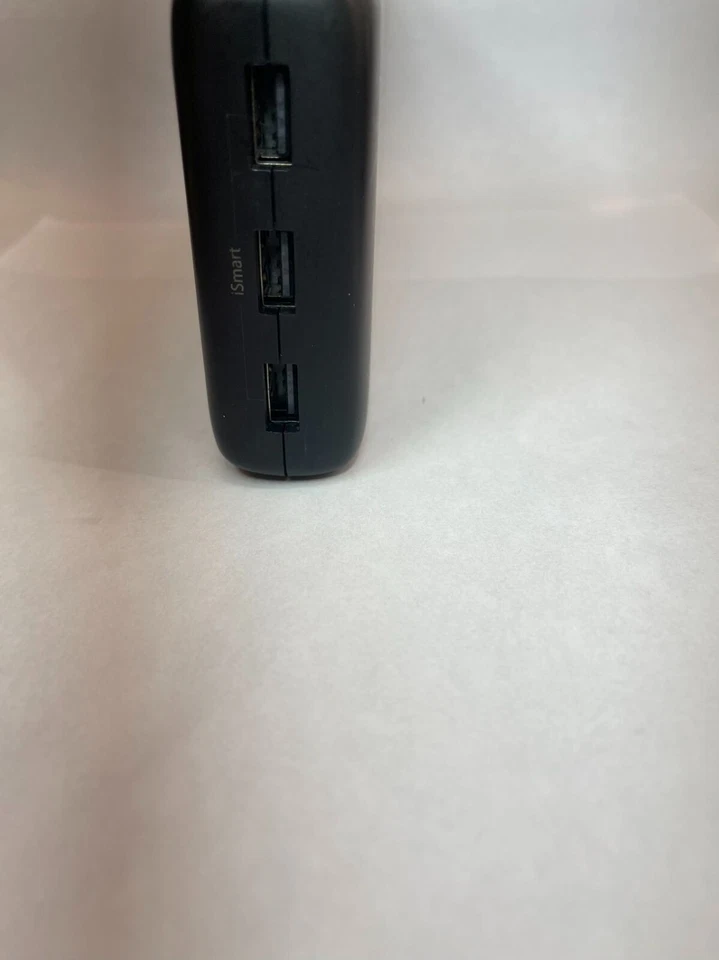 RAVPower Prime 32000mAh 3 Port Power Bank RP-PB064 - Image 4 of 4