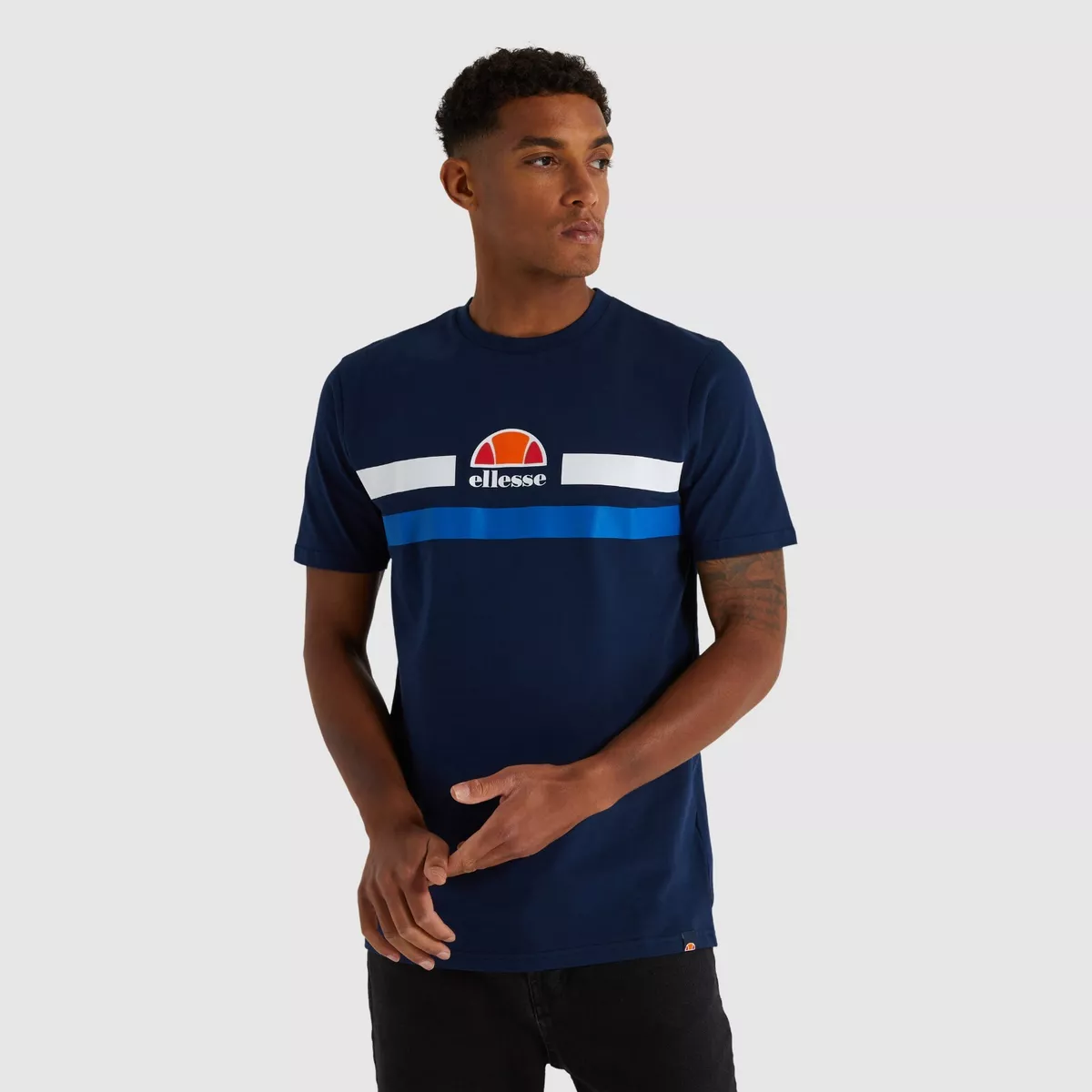 Short t shirt best sale ellesse