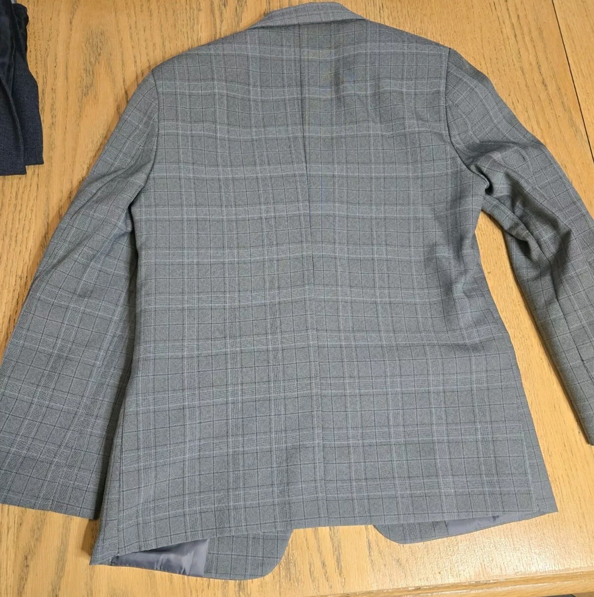 Picture 6 of 11